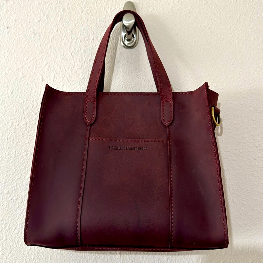 Portland Leather Lola Crossbody Tote, Merlot, Zipper